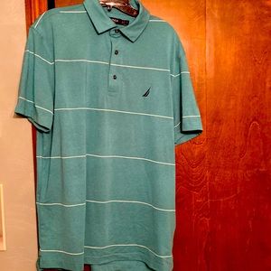 Men’s Nautica Polo Shirt. Size Medium